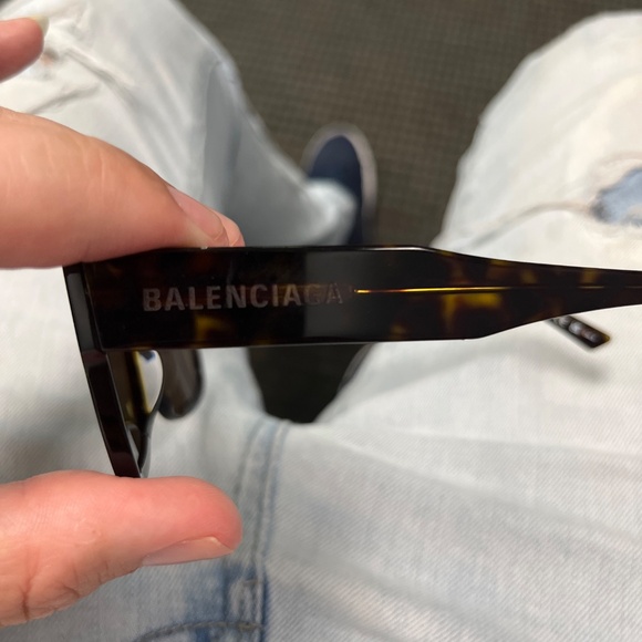 Balenciaga 53 mm rectangular frame Havana Havana brown sunglasses - Picture 3 of 4